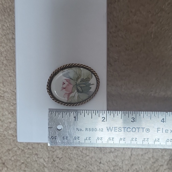 Vintage Porcelain Painted Brooch/Pendant With Pink Flower! - Picture 3 of 5